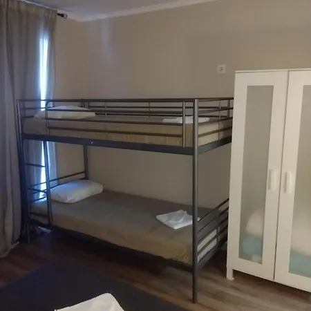 & - Dp 旅馆
