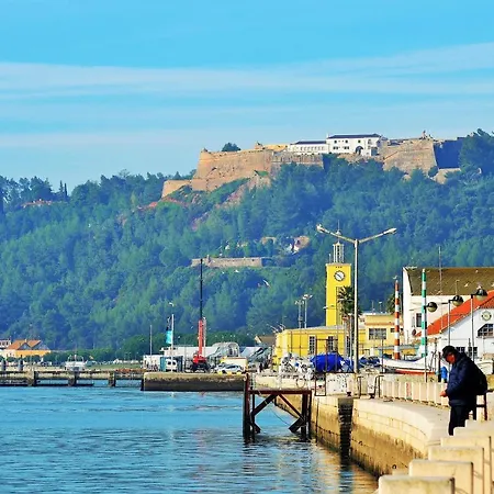 호스텔 & - Dp 세투발