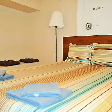 بيت شباب & - Dp *