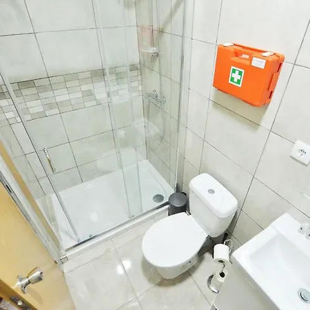 بيت شباب & - Dp *