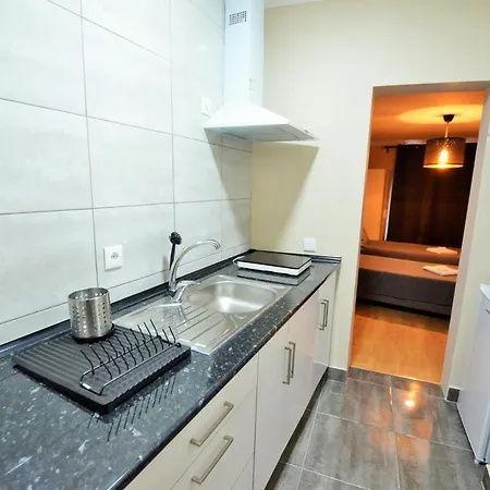 & - Dp Vandrarhem Setúbal