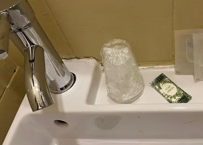 Hostel & - Dp Setúbal