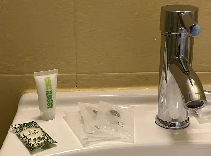 & - Dp Albergue Setúbal