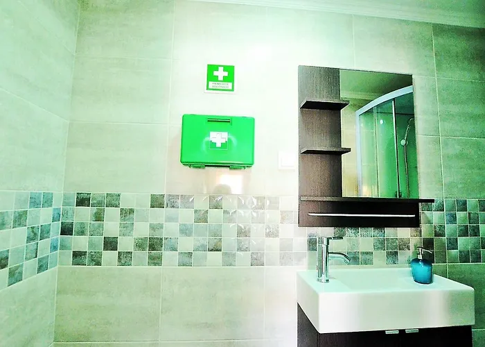 Hostel & - Dp Setúbal