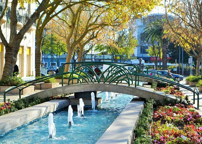 & - Dp Hostel Setúbal