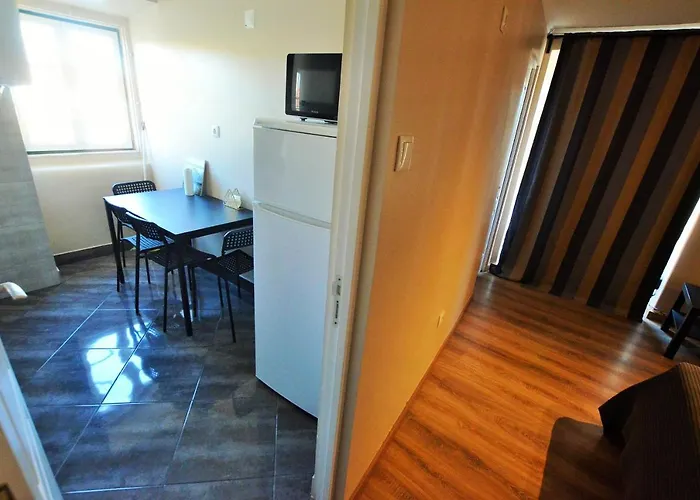 Hostel & - Dp Setúbal